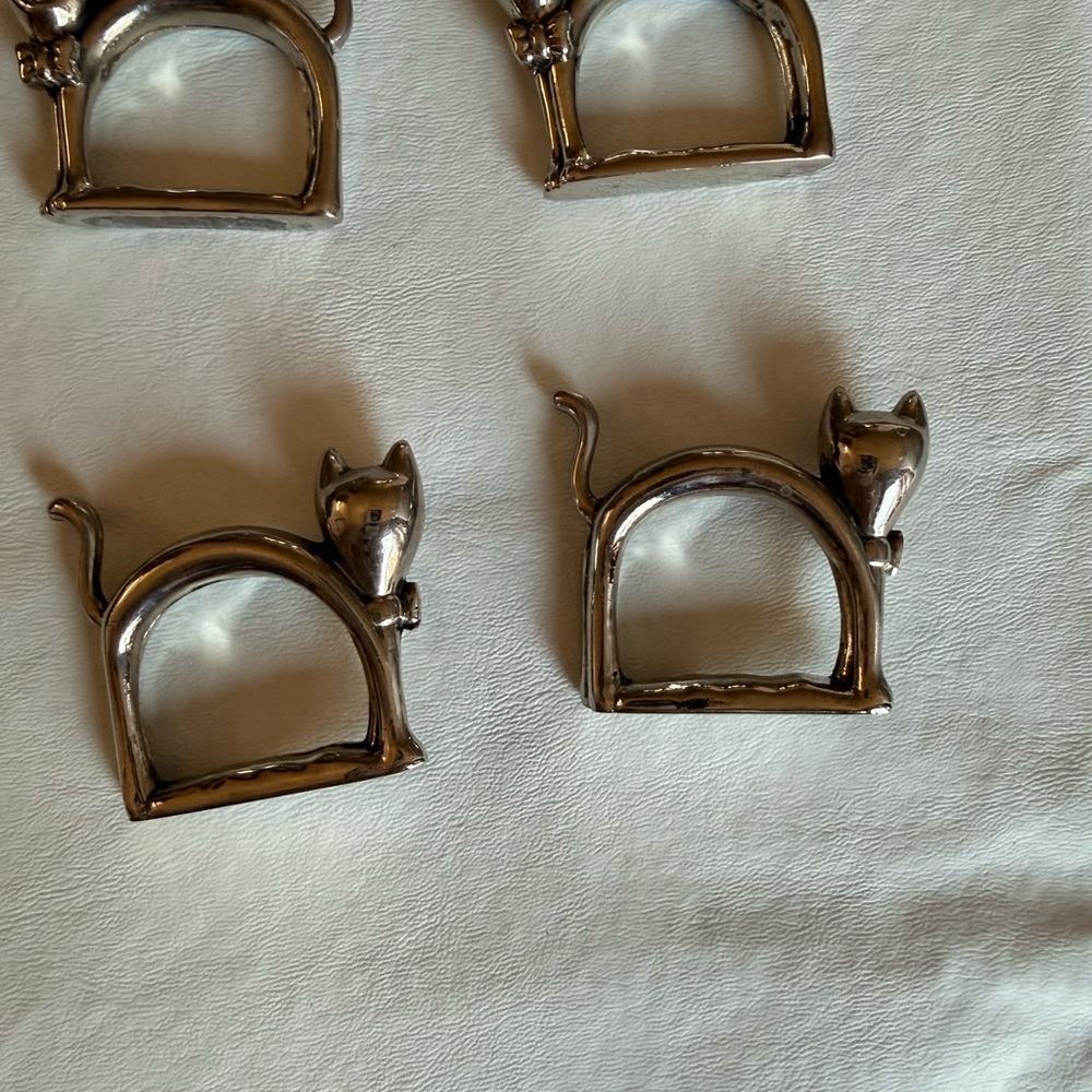 Silver plated Cat Napkin Rings Set - Picture 5 of 6